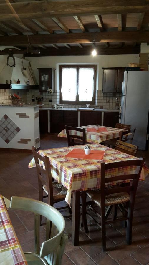 Agriturismo Santa Adriana Volterra Exterior foto